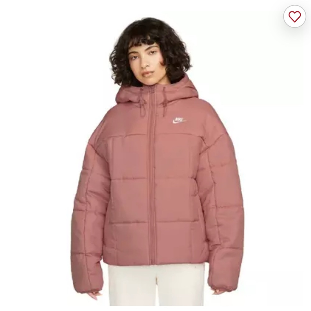 ✨NWT✨ Nike Women's Sportswear Therma-FIT Classic Puffer Jacket-Coral size Medium